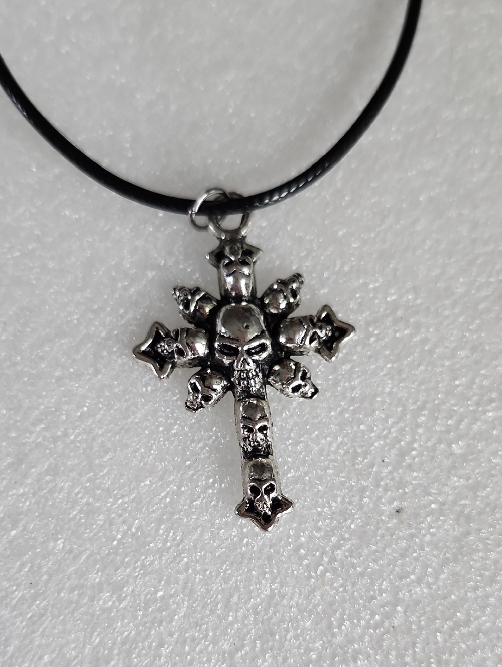 Hand Crafted Silver Skull Cross Necklace